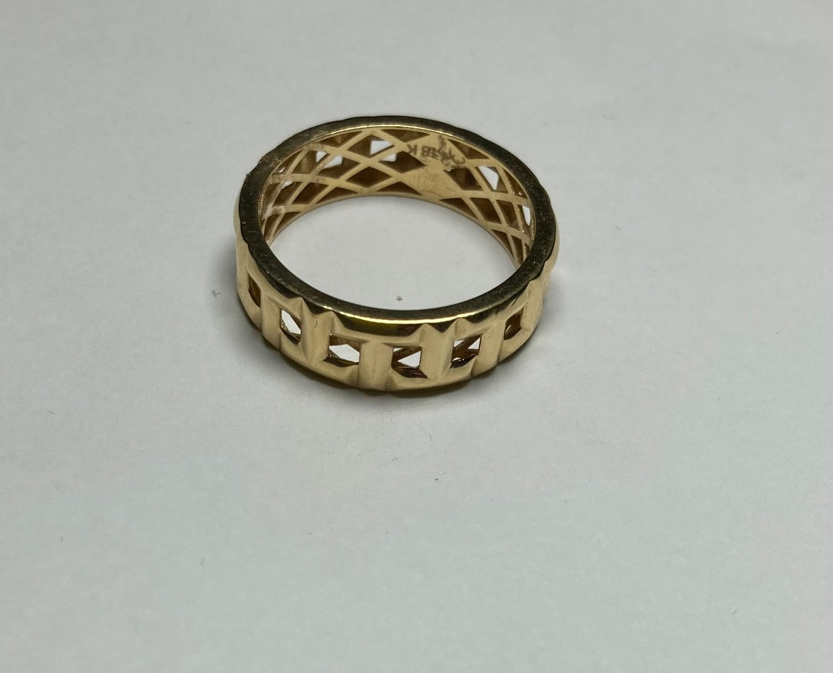 18K Yellow Gold Ring