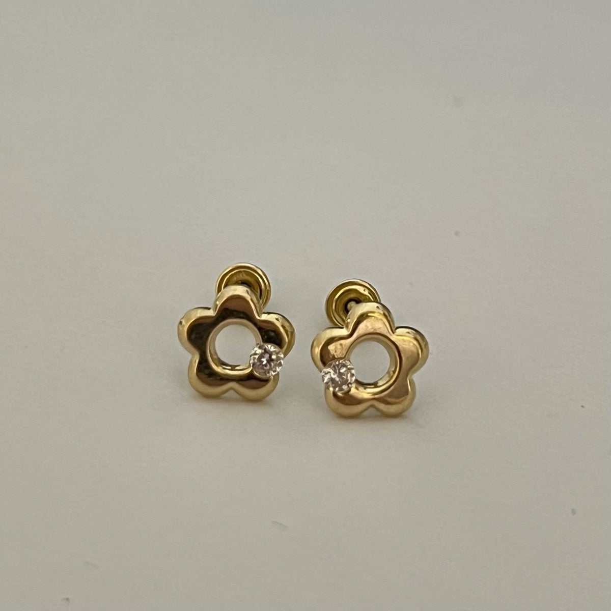 14K Yellow Gold Flower Earring with CZ