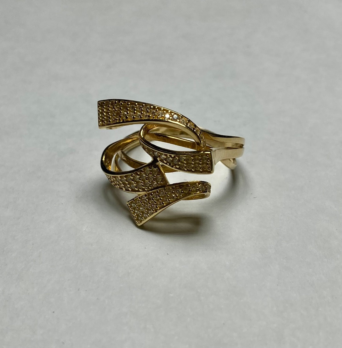 18K Yellow Gold Ring with CZ