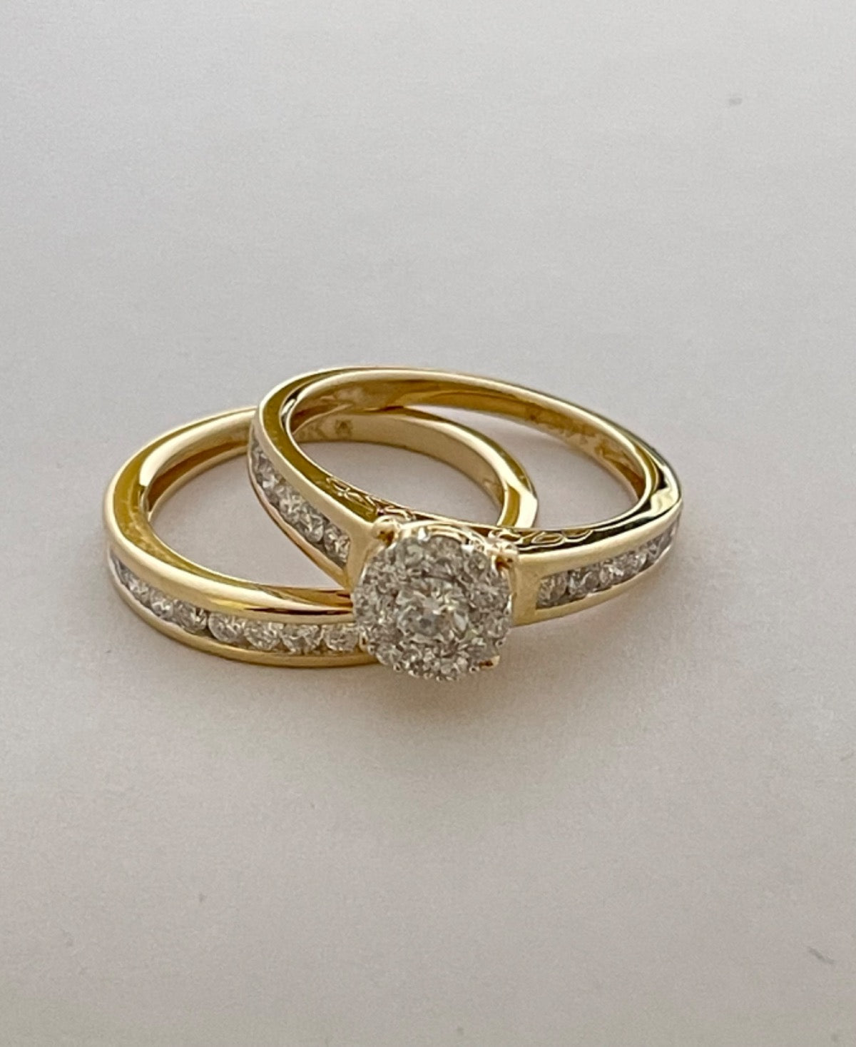 14K Yellow Gold Engagement Ring with Diamond