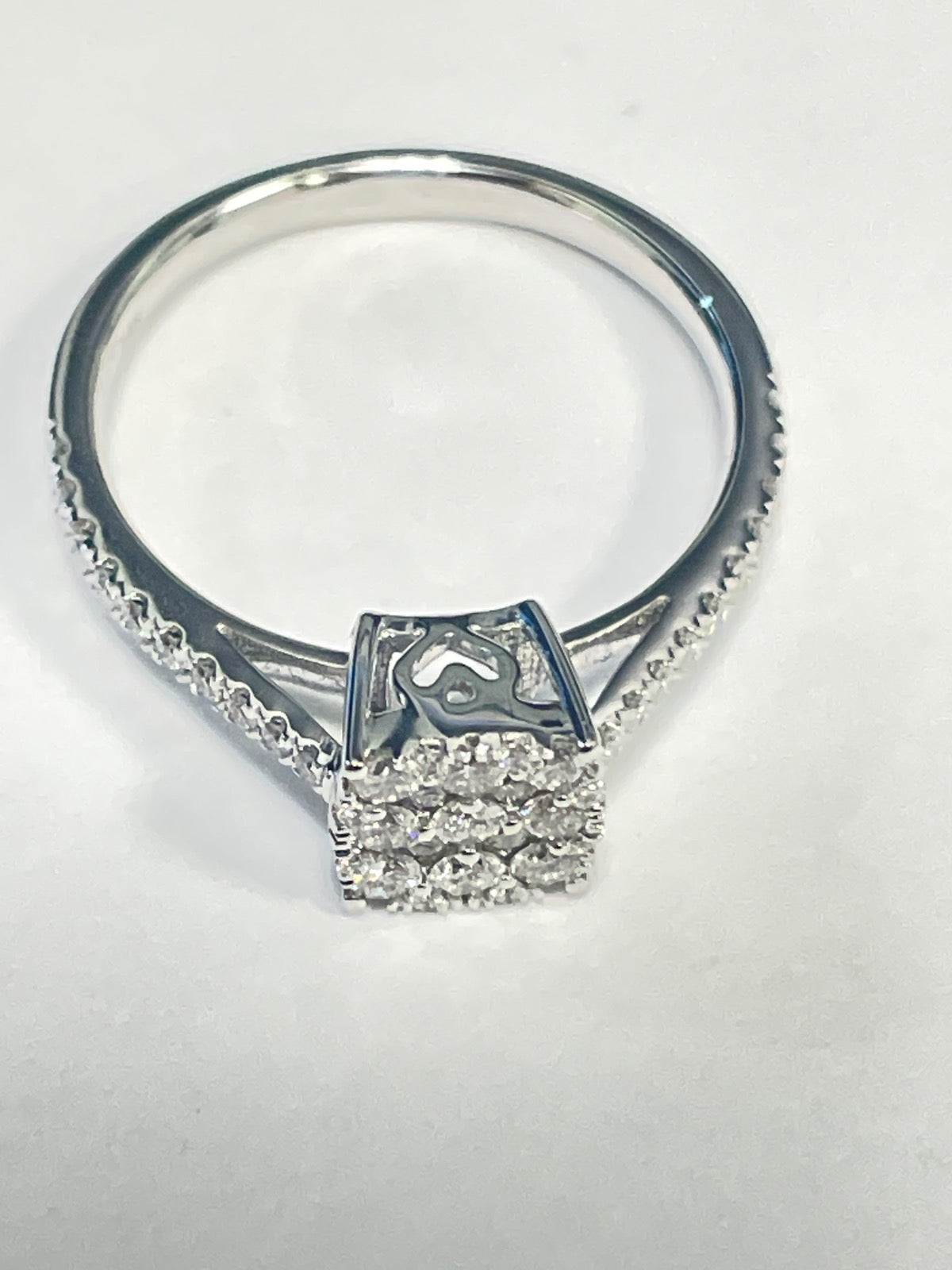 14K White Gold DIA 41/0.45 Ring with Diamond