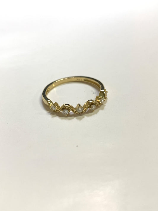 14K Yellow Gold  Ring with Diamond