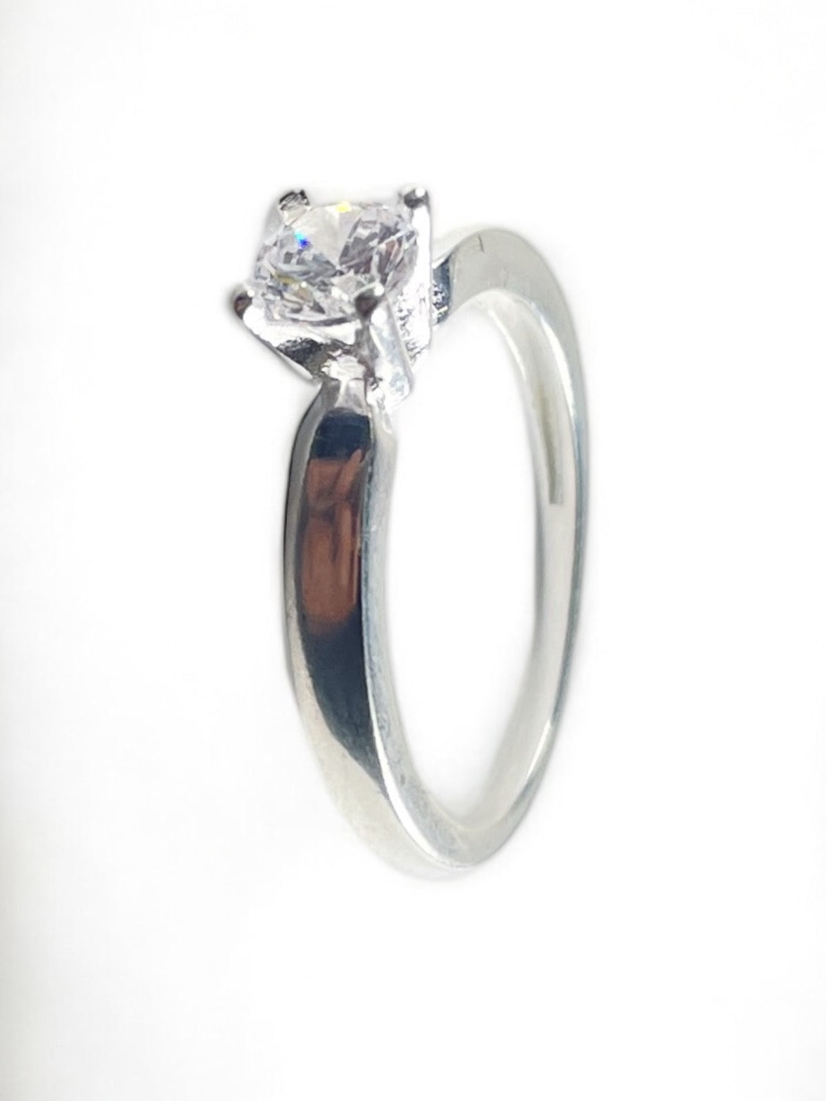 White Silver  Ring with CZ