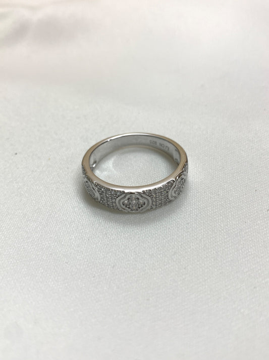 White Silver  Ring with CZ