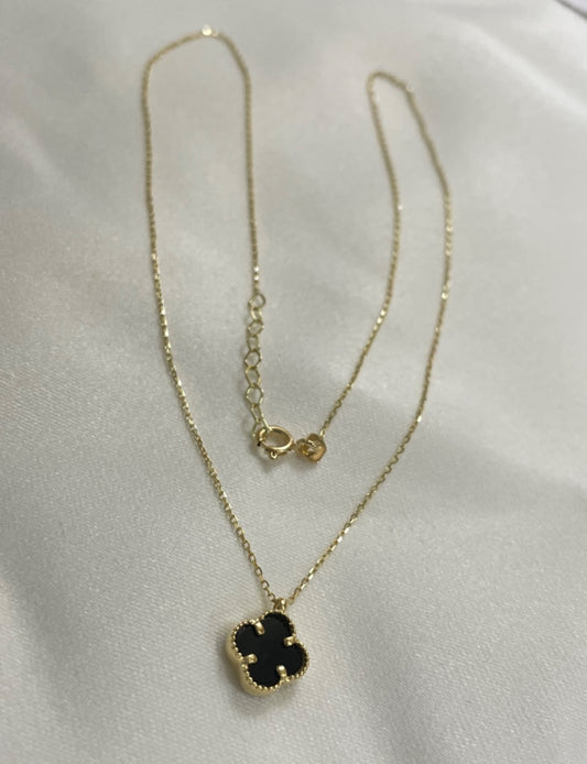 18K Yellow Gold Clover Charm Necklace Set