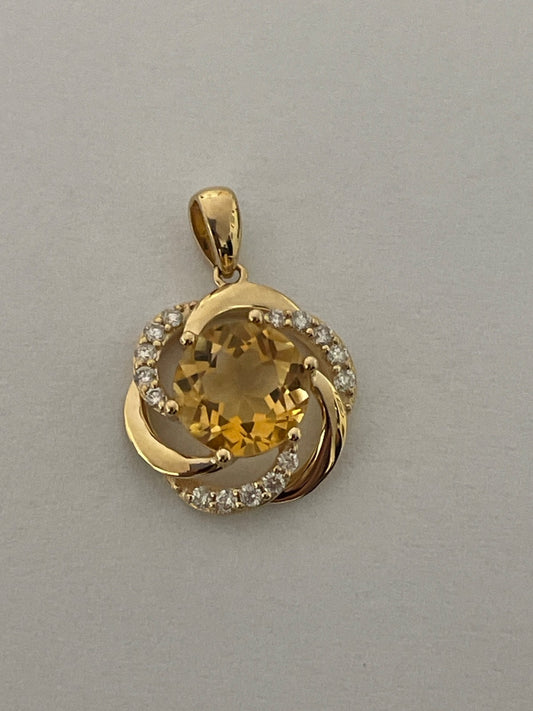 14K Yellow Gold  Pendant with Citrine and Diamond