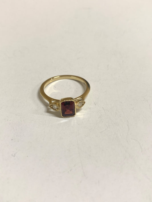 14K Yellow Gold  Ring with Diamond and Ruby