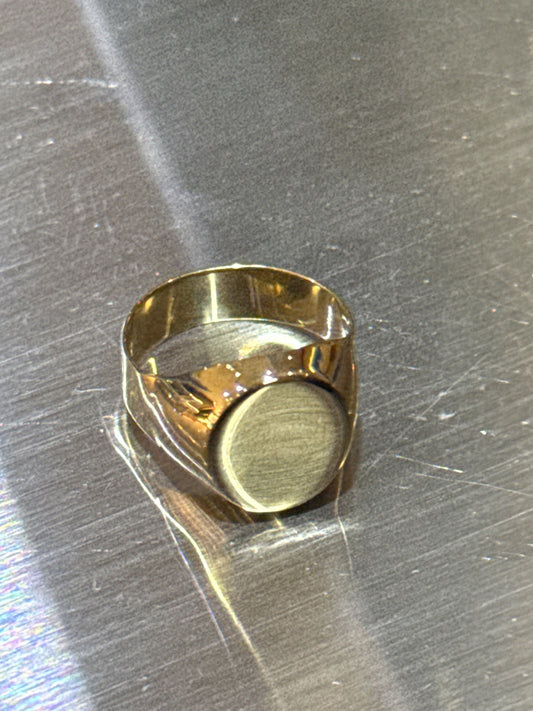 18K Yellow Gold  Ring