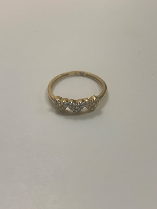 18K Yellow Gold  Ring with CZ