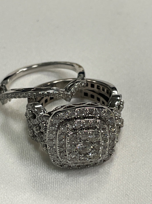 14K White Gold  Engagement Ring with Diamond
