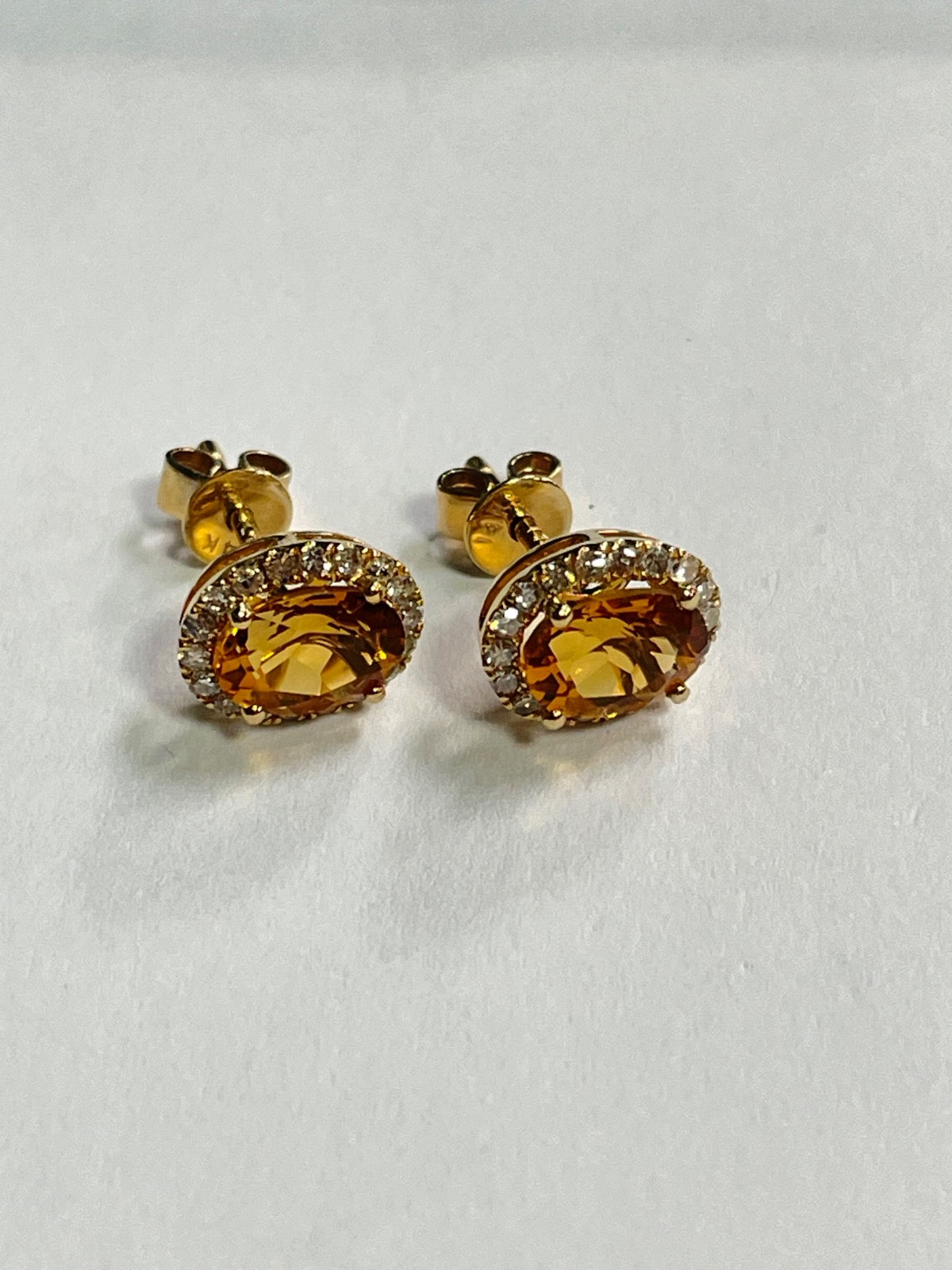 14K Yellow Gold  Earring with Citrine and Diamond