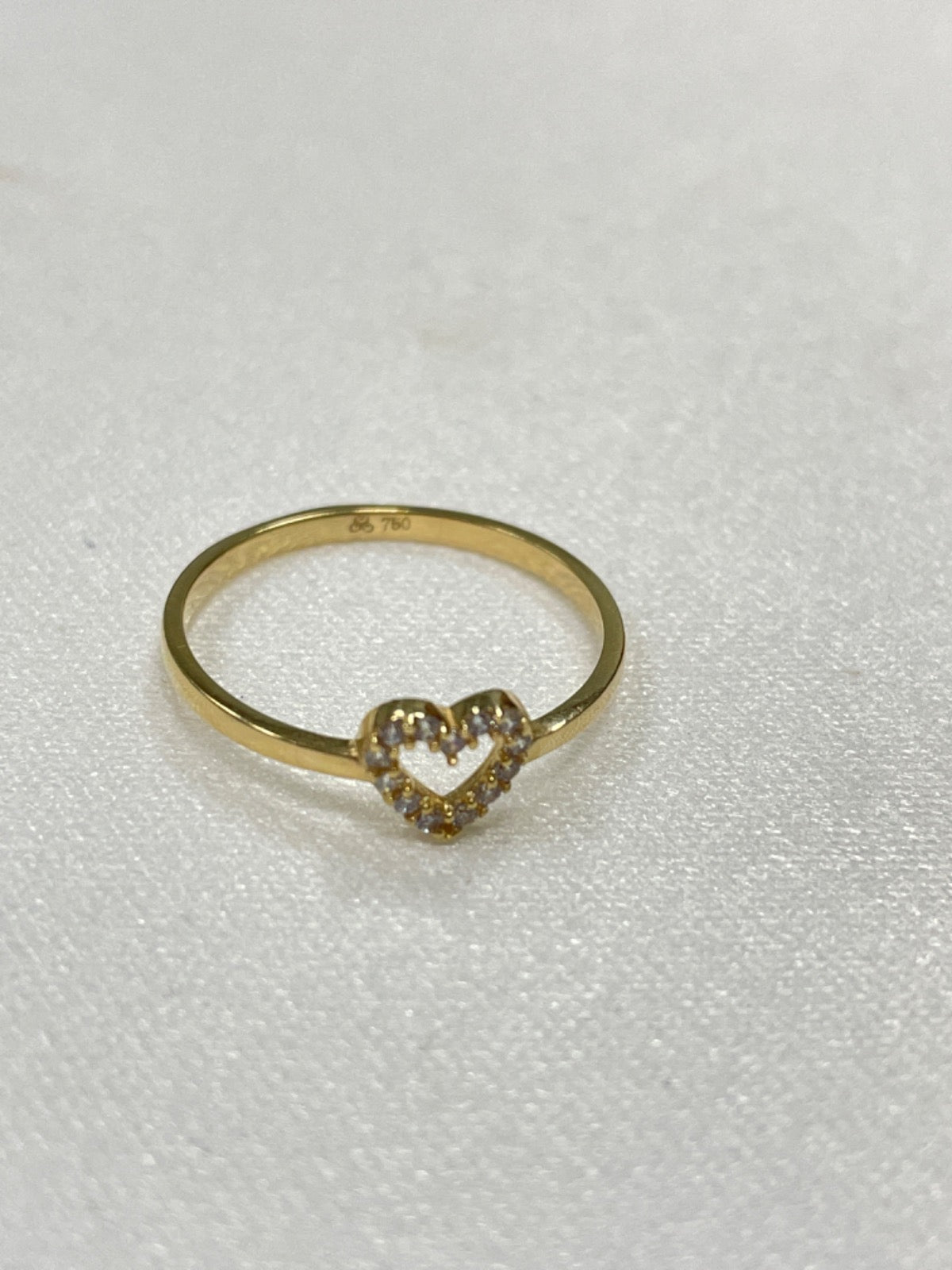 18K Yellow Gold Heart  Ring with CZ