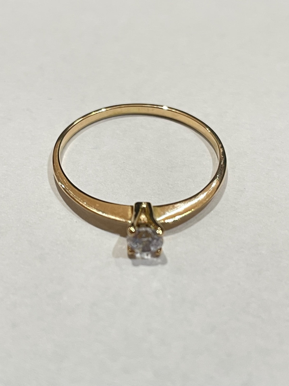 18K Yellow Gold  Ring with CZ