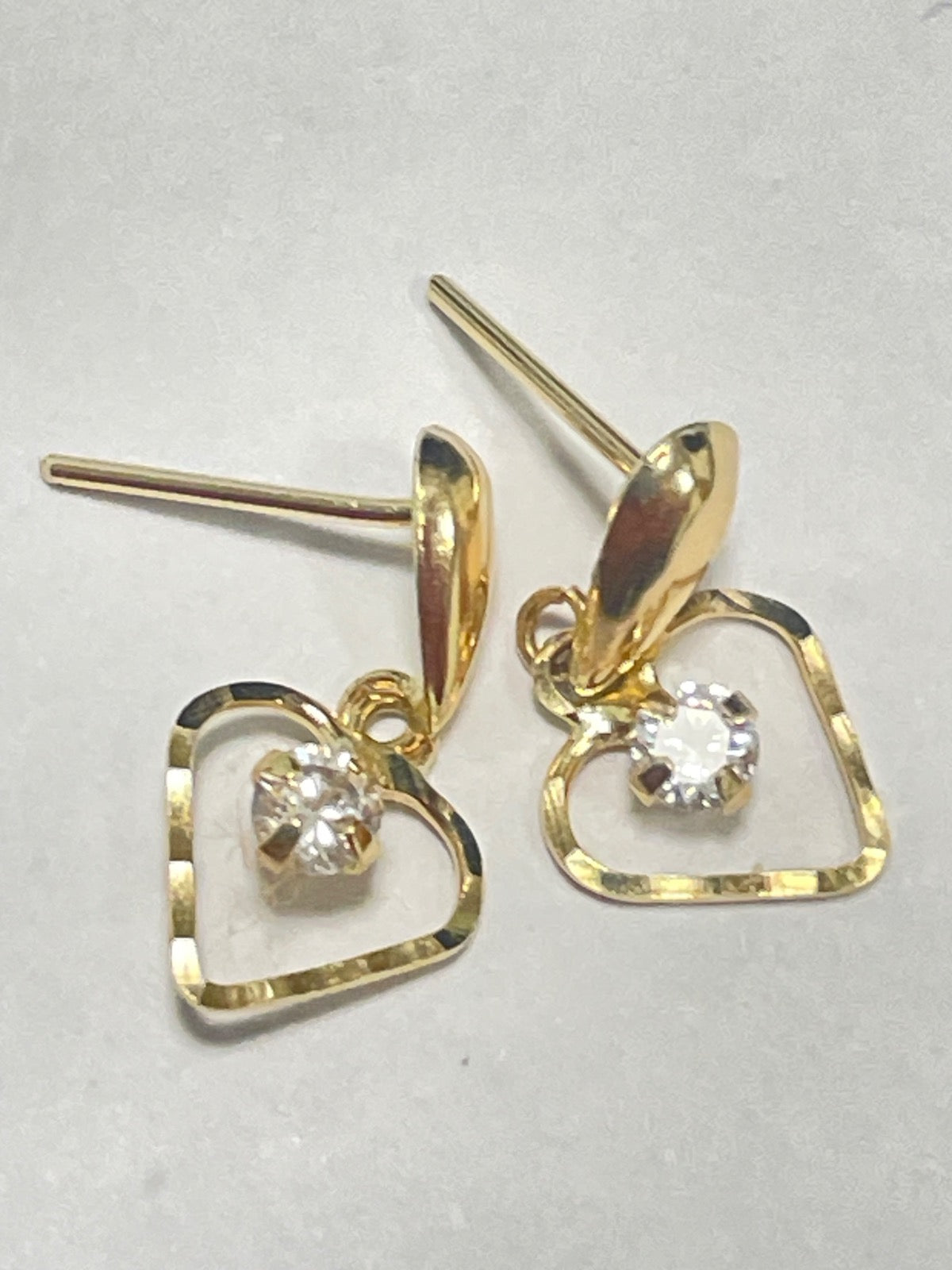 18K Yellow Gold Heart Earring with CZ