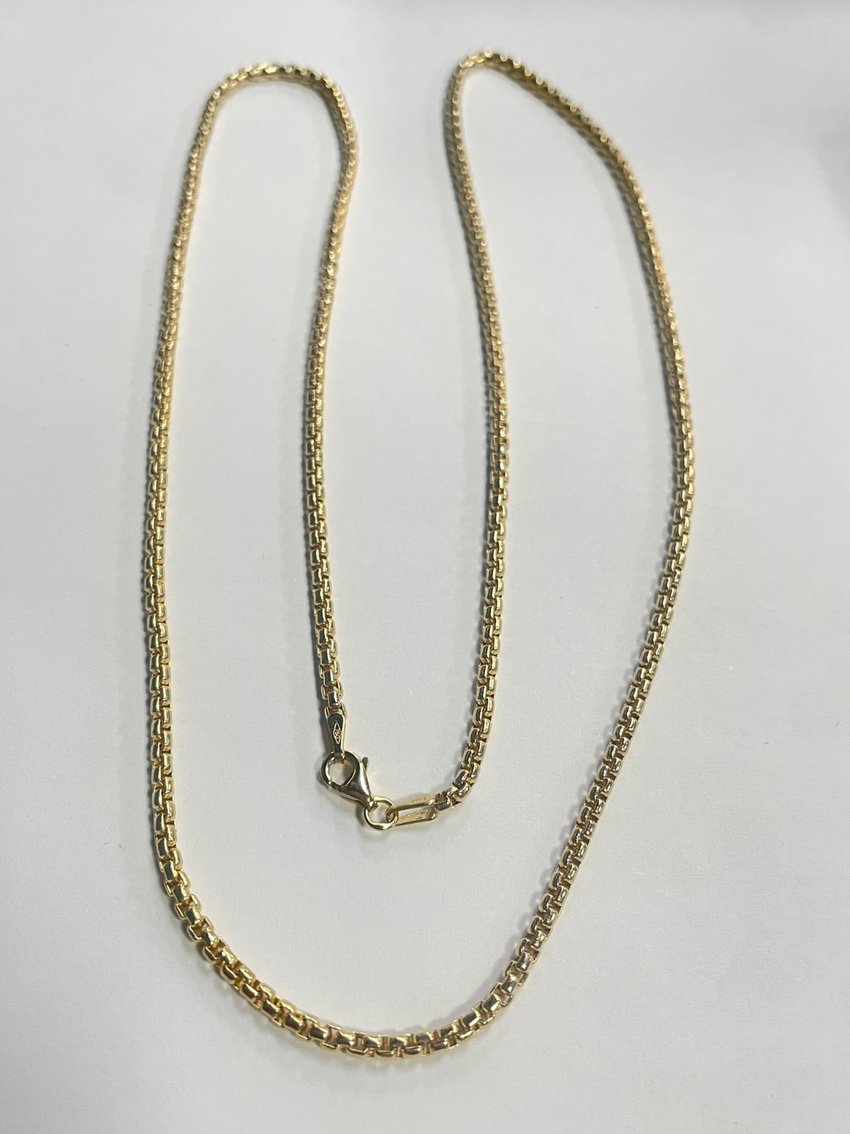 18K Yellow Gold  Chain