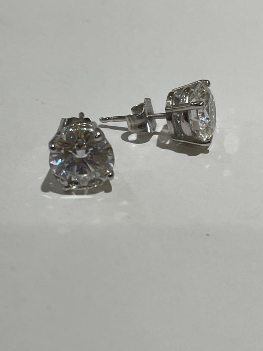 14K White Gold  Earring with Lab Diamond