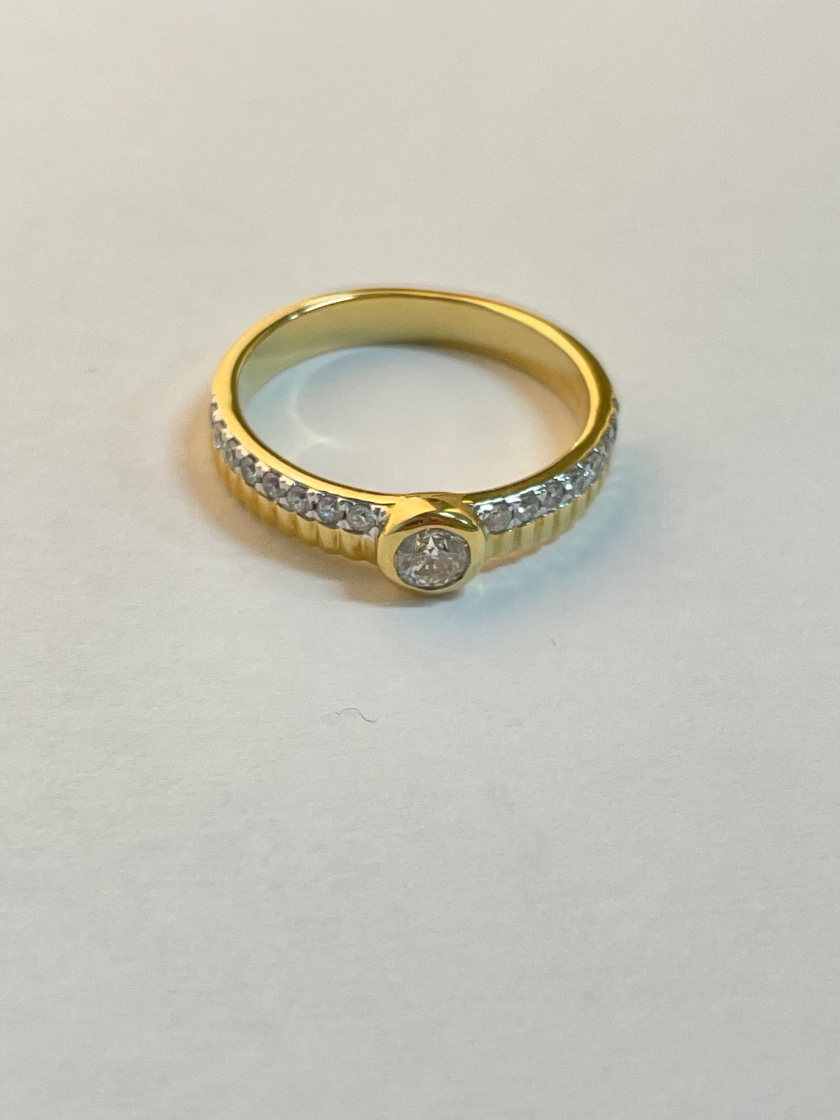 18K Yellow Gold  Engagement Ring with Diamond