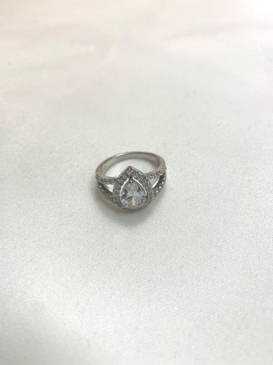 White Silver  Ring with CZ