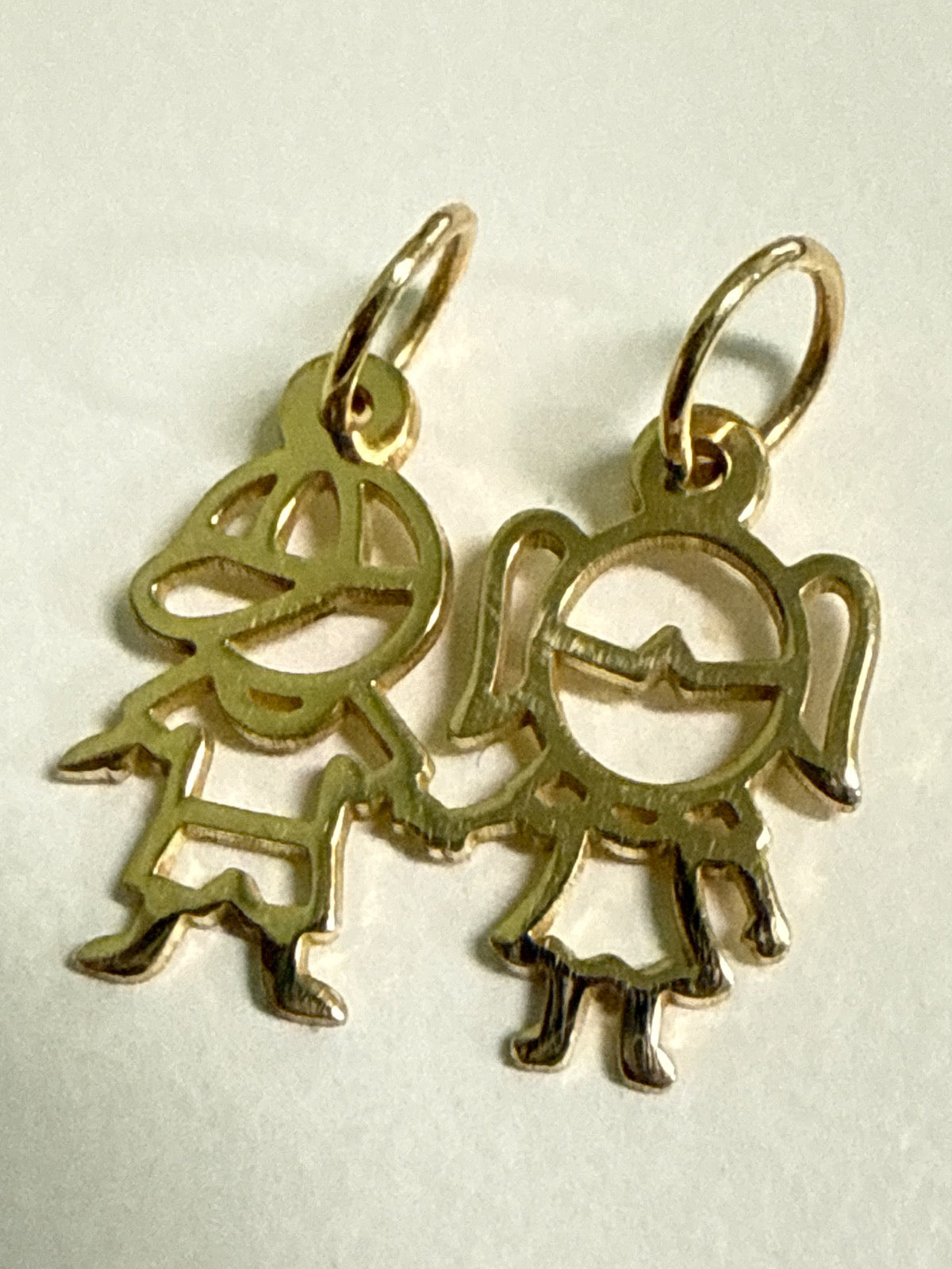 18K Yellow Gold Boy and Girl Pendant