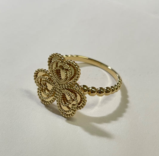 18K Yellow Gold Clover  Ring