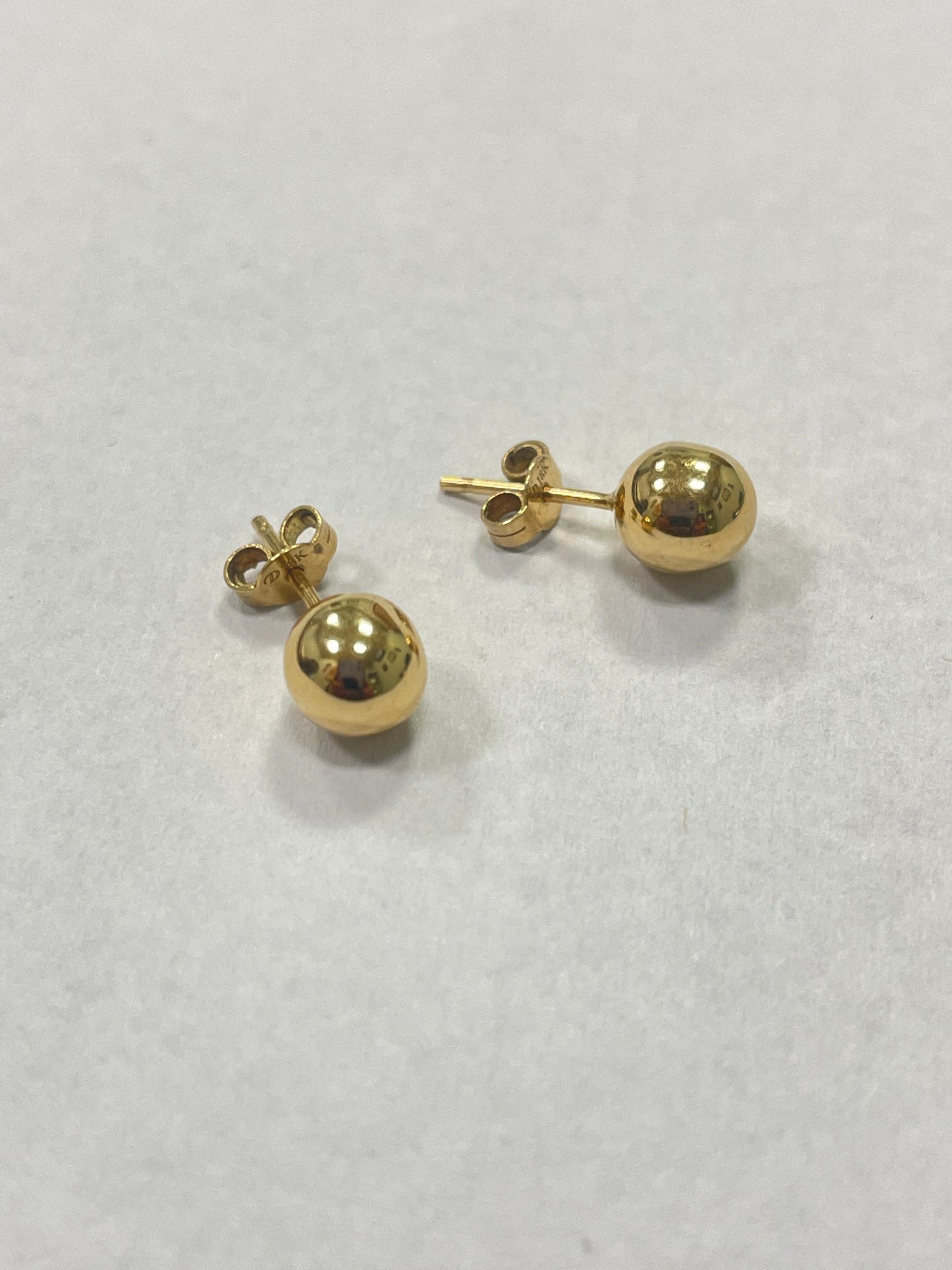 18K Yellow Gold Ball 6mm Earring
