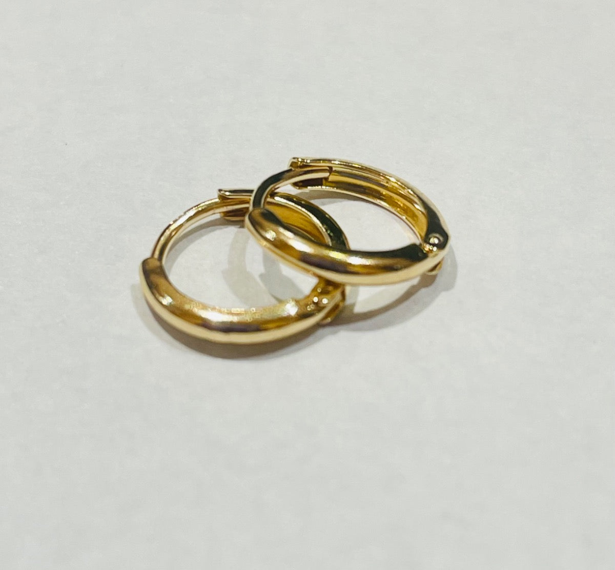 14K Yellow Gold Small Hoop Earring