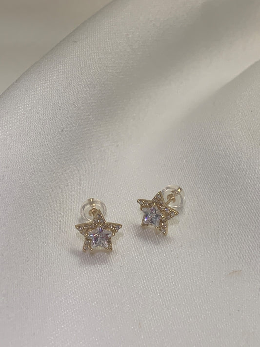 14K Yellow Gold Star Earring with CZ