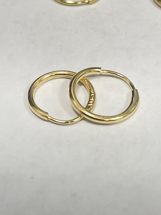 18K Yellow Gold 9mm Round Curve Earring