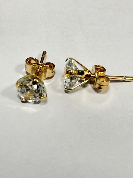 18K Yellow Gold 5mm Earring with CZ