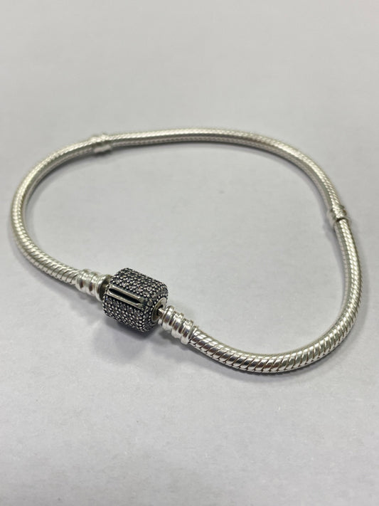 White Silver Pandora Model  Bracelet