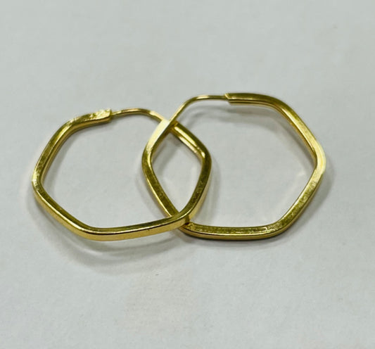 18K Yellow Gold Medium Hoop Earring