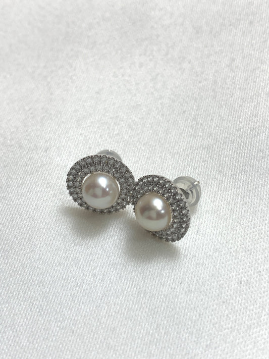 14K White Gold  Earring with CZ and Pearl