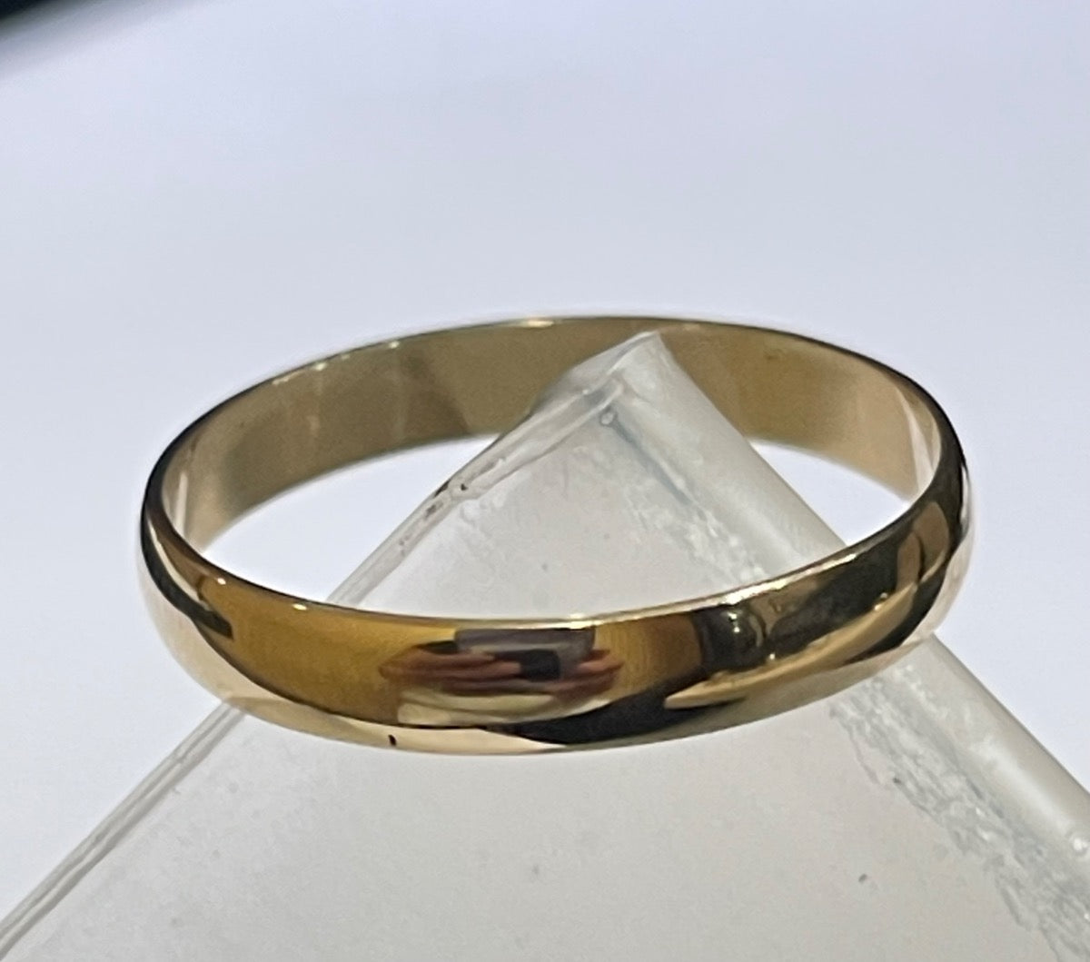 14K Yellow Gold  Wedding Band