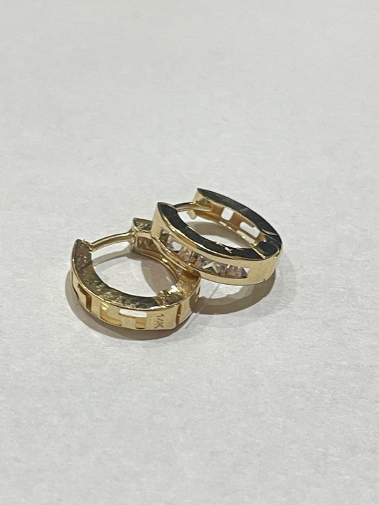 14K Yellow Gold Small Hoop Earring