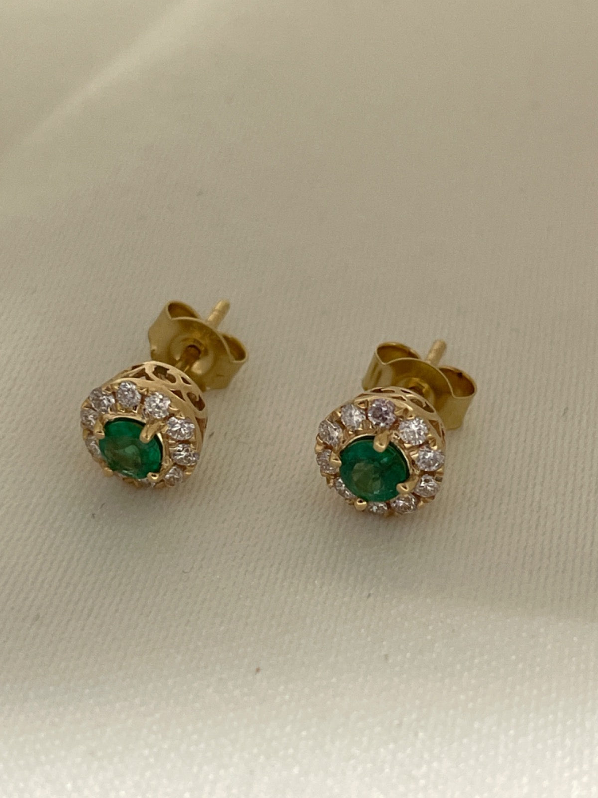 14K Yellow Gold  Earring with Emerald and Diamond