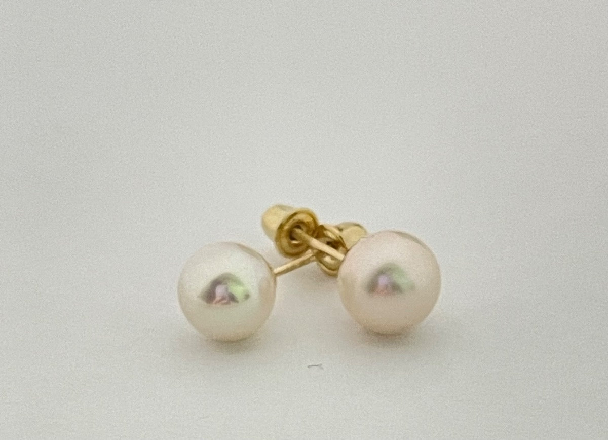 14K Yellow Gold  Earring with Pearl