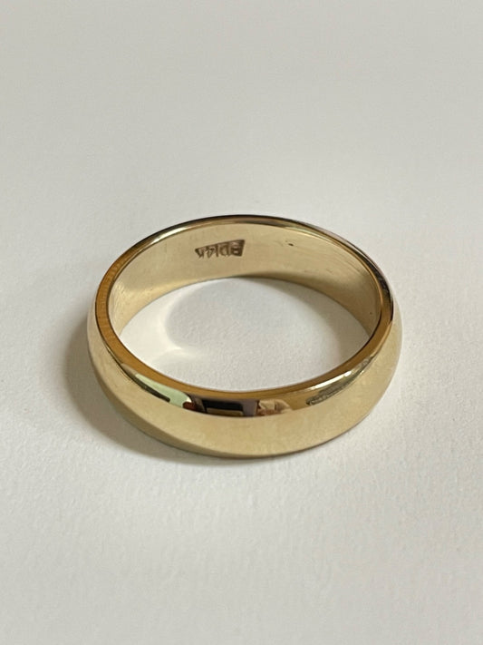 14K Yellow Gold  Wedding Band