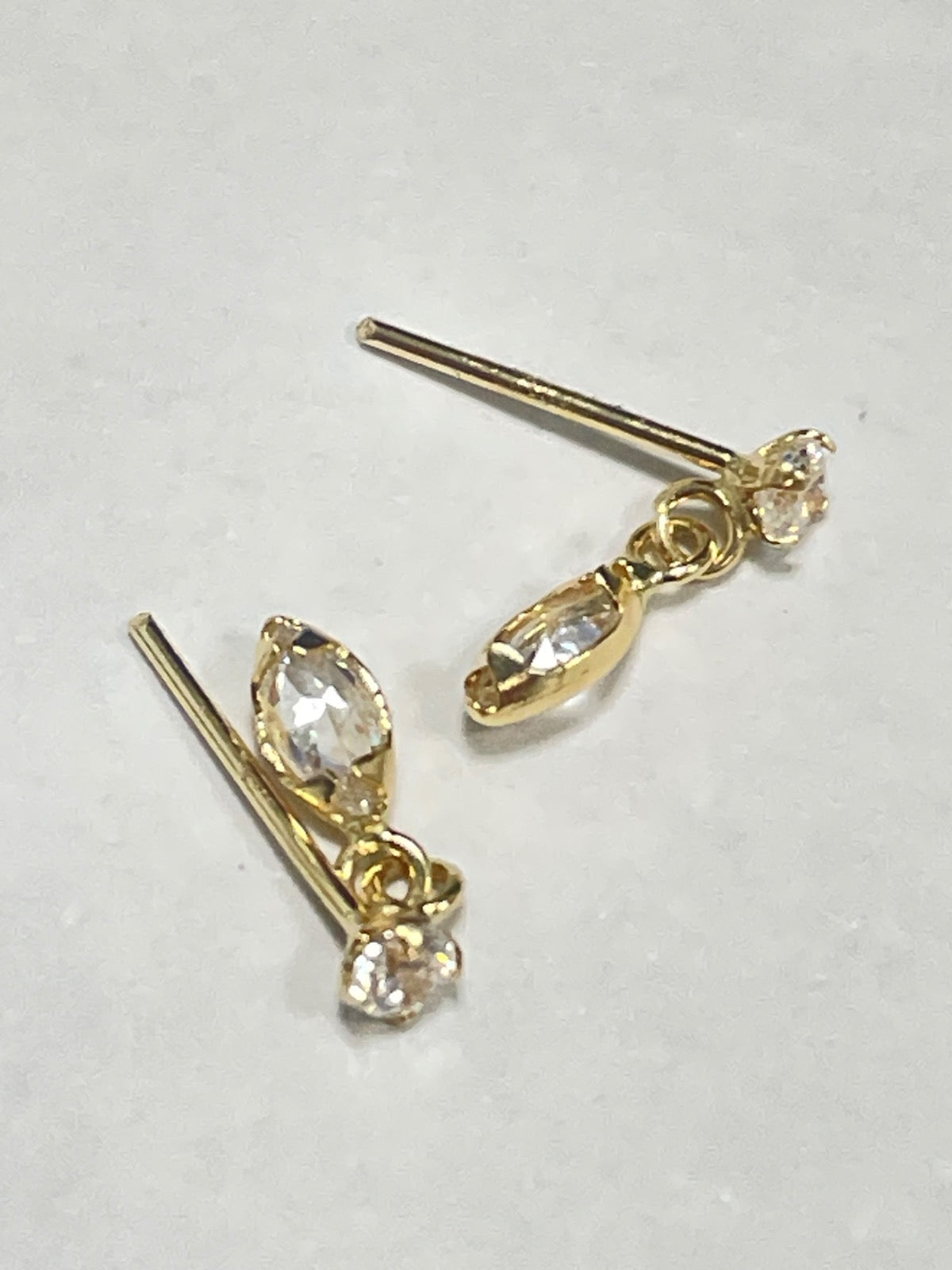 18K Yellow Gold Droop Earring with CZ