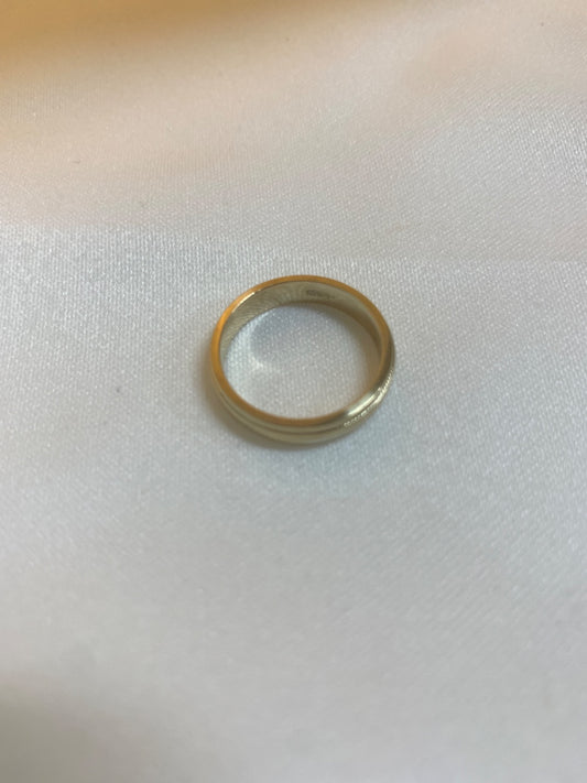 14K Yellow Gold  Wedding Band