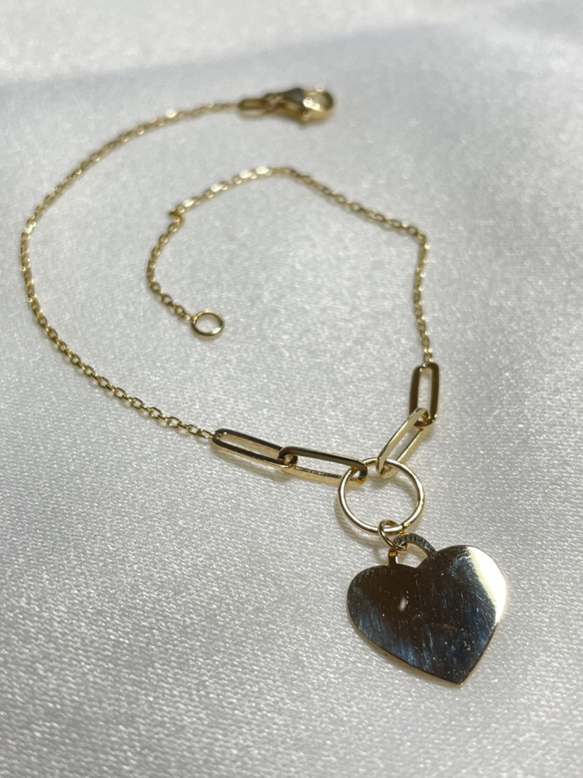 18K Yellow Gold Heart Bracelet