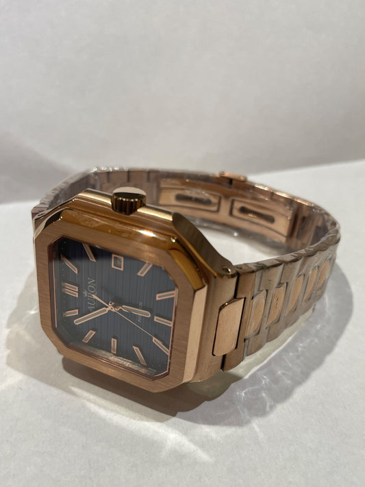 Auron.  Men's Watch
