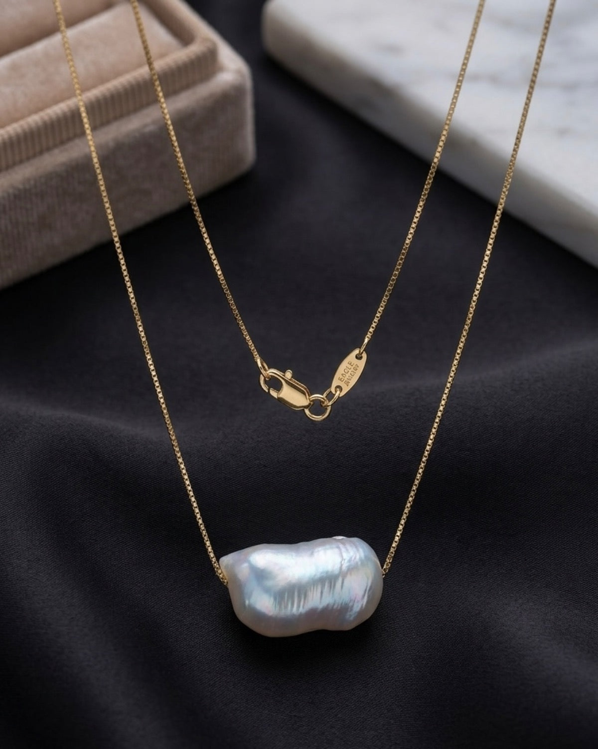 18K Yellow Gold Unshape  Charm Necklace Set with Pearl