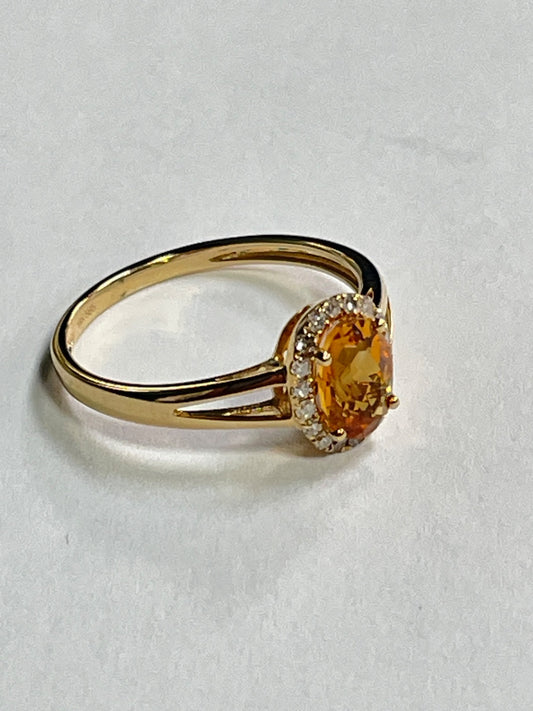 14K White Gold  Ring with Citrine and Diamond