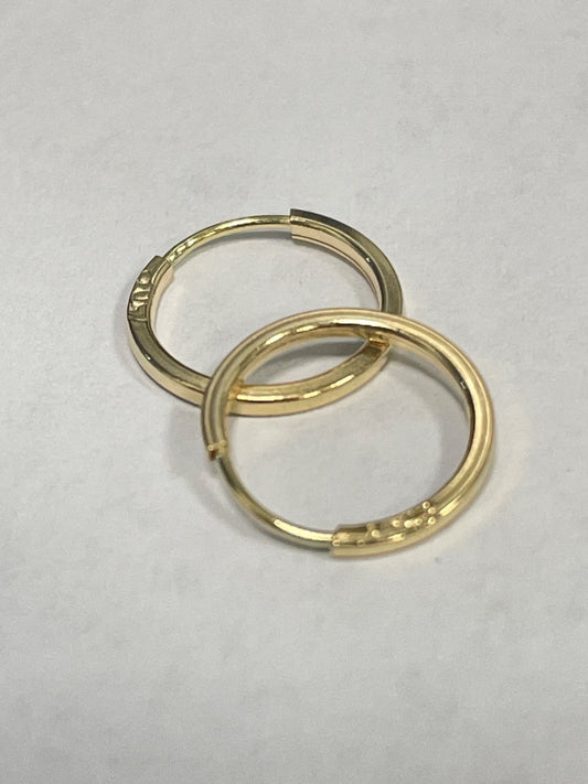18K Yellow Gold 10mm  Flat Curve (square) Earring