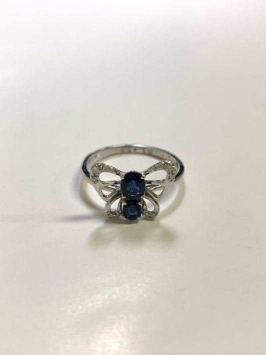 14K White Gold  Ring with Sapphire and Diamond