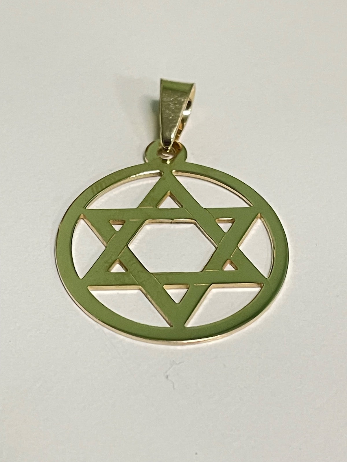 18K Yellow Gold  Pendant
