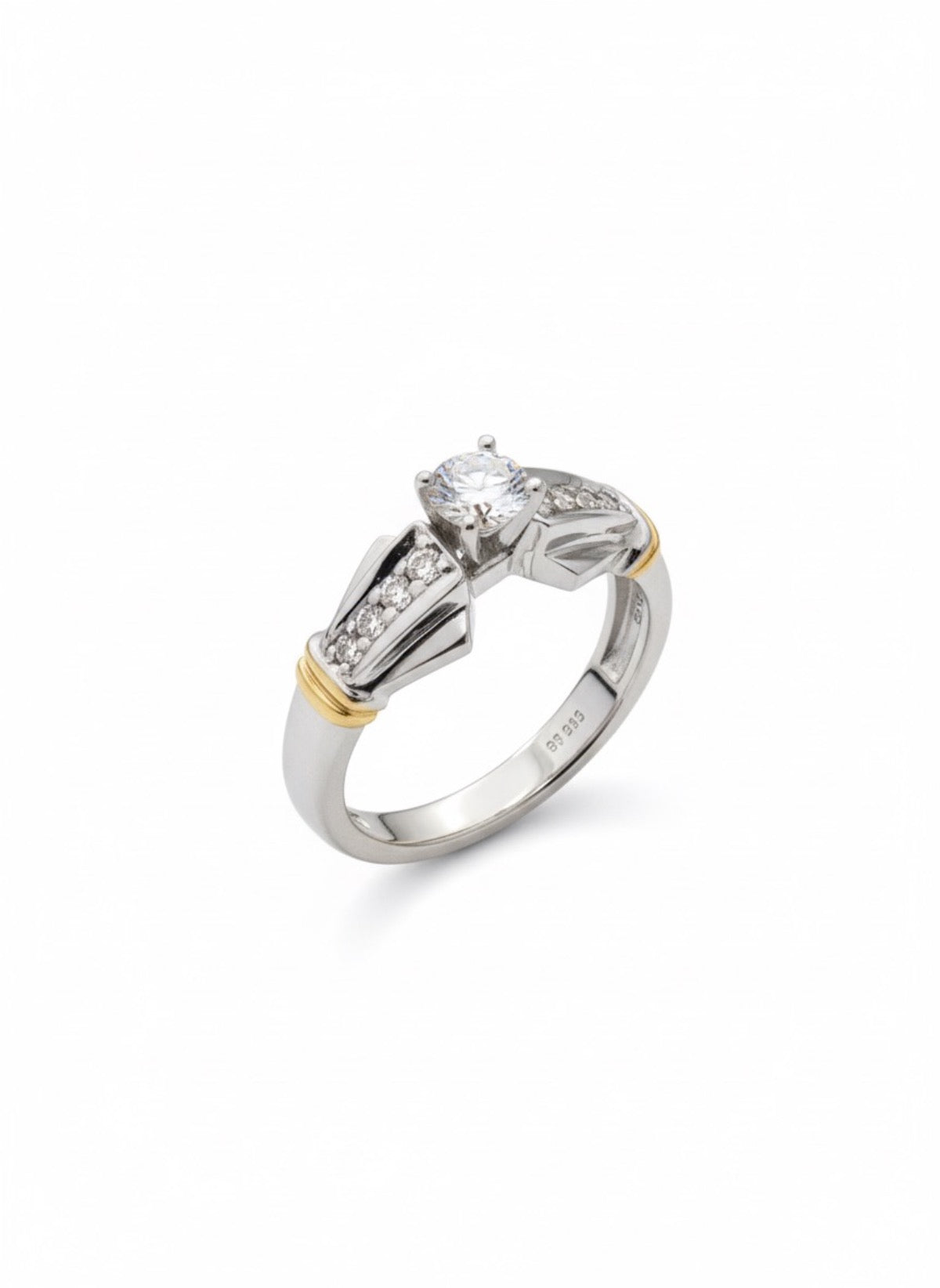 18K White Gold  Engagement Ring with Diamond