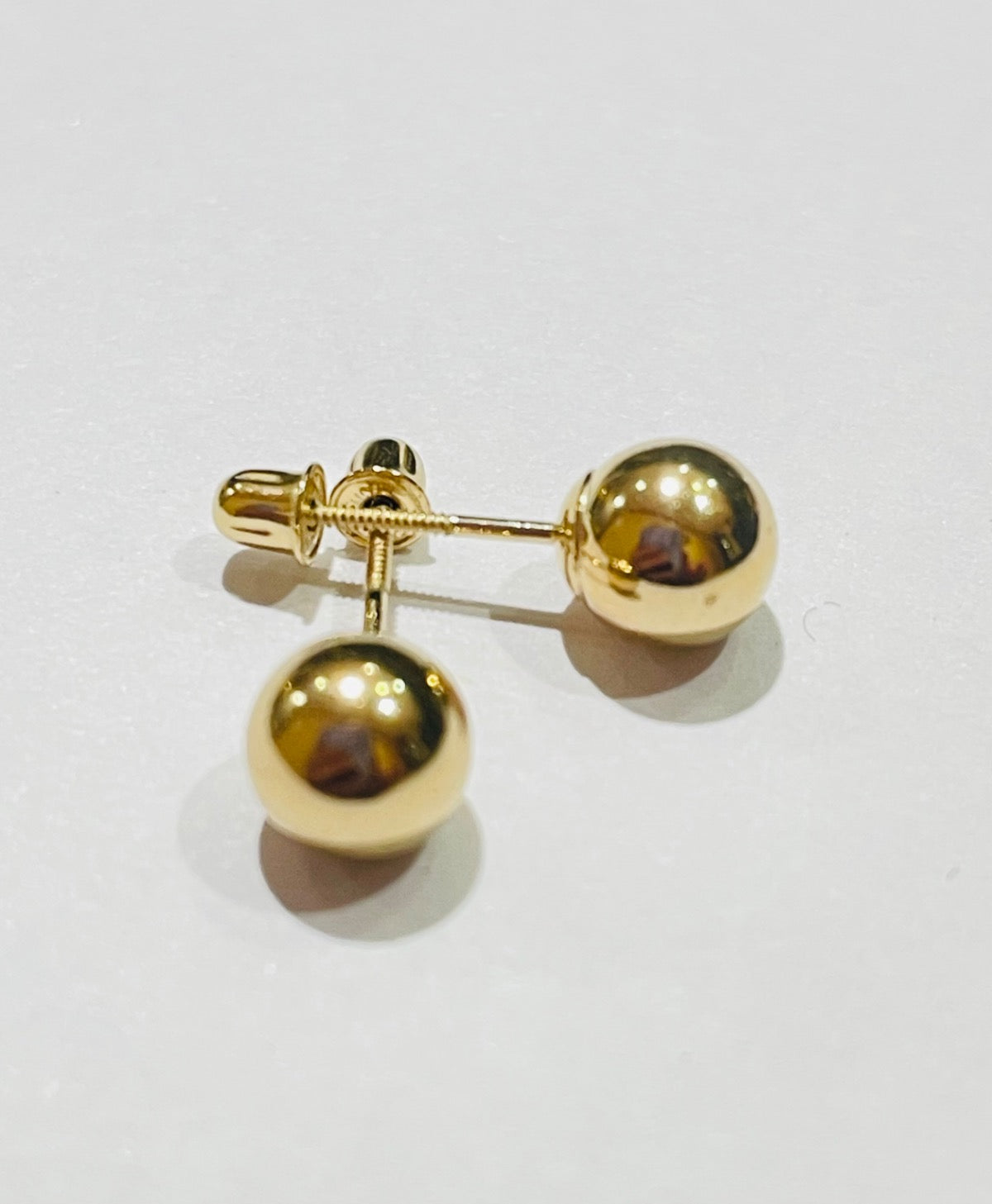 14K Yellow Gold Ball 6mm Earring