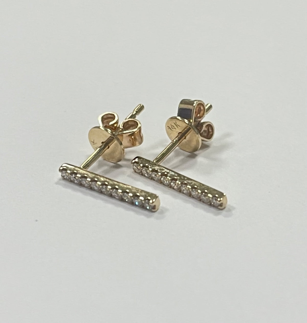 14K Yellow Gold  Earring with Diamond