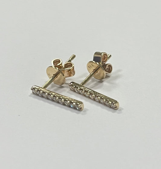 14K Yellow Gold  Earring with Diamond